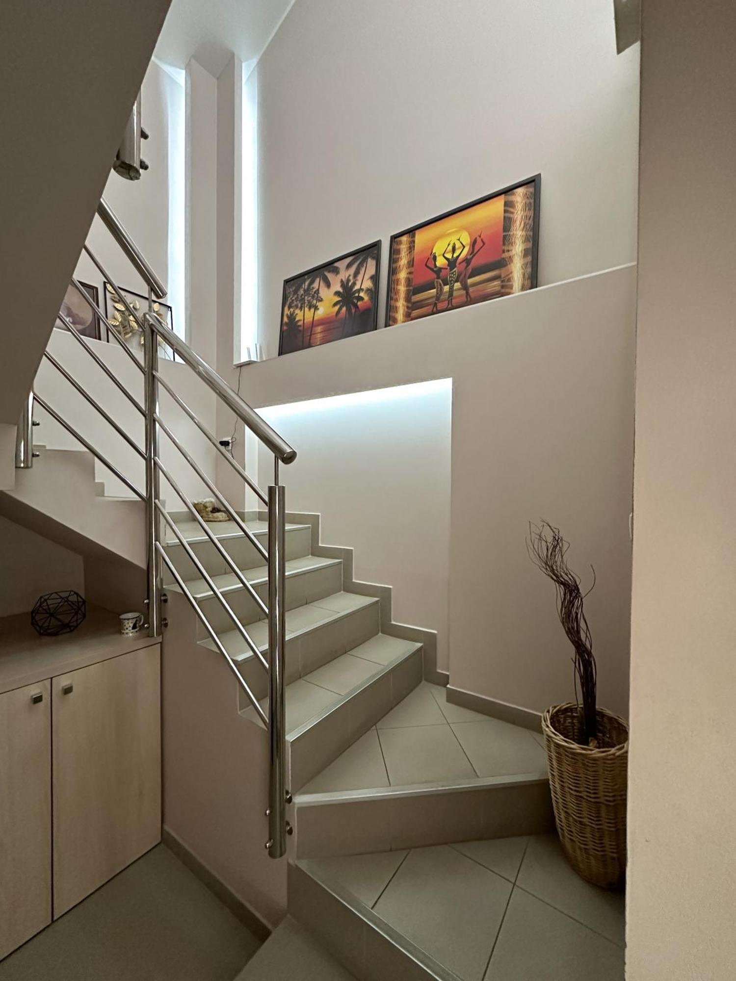 Lovely Apartments Free Street Parking Novi Sad Exterior foto